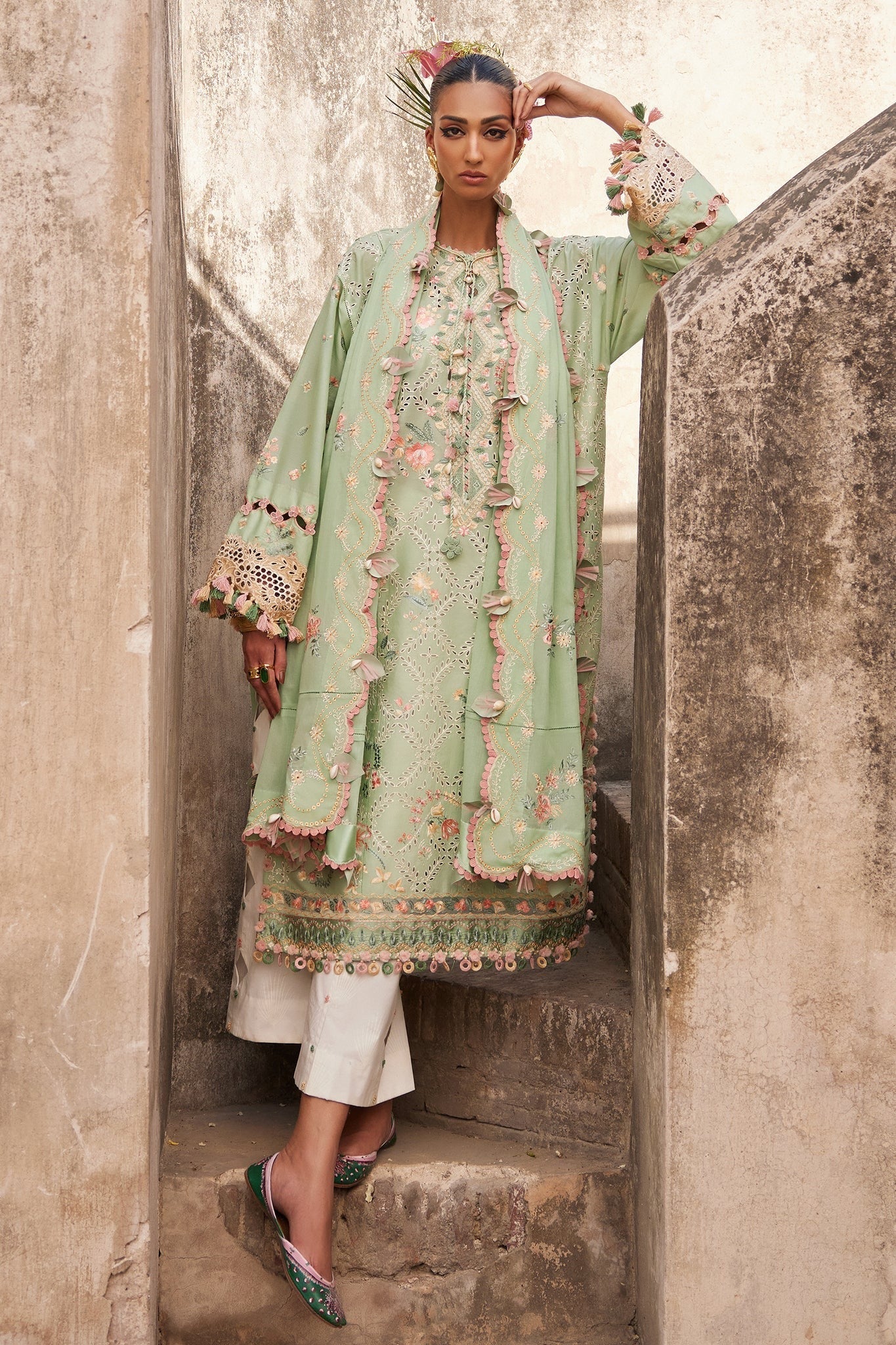 ALARA - (EL25-12A) | Elan Lawn`25