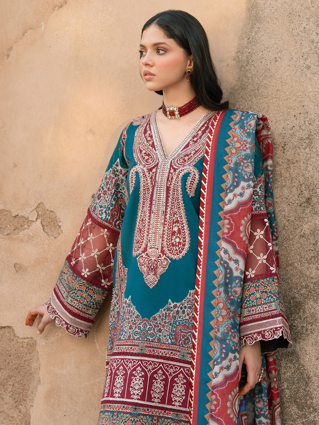 2083-B | NAQSH NAAZ Lawn`25 By BIN ILYAS
