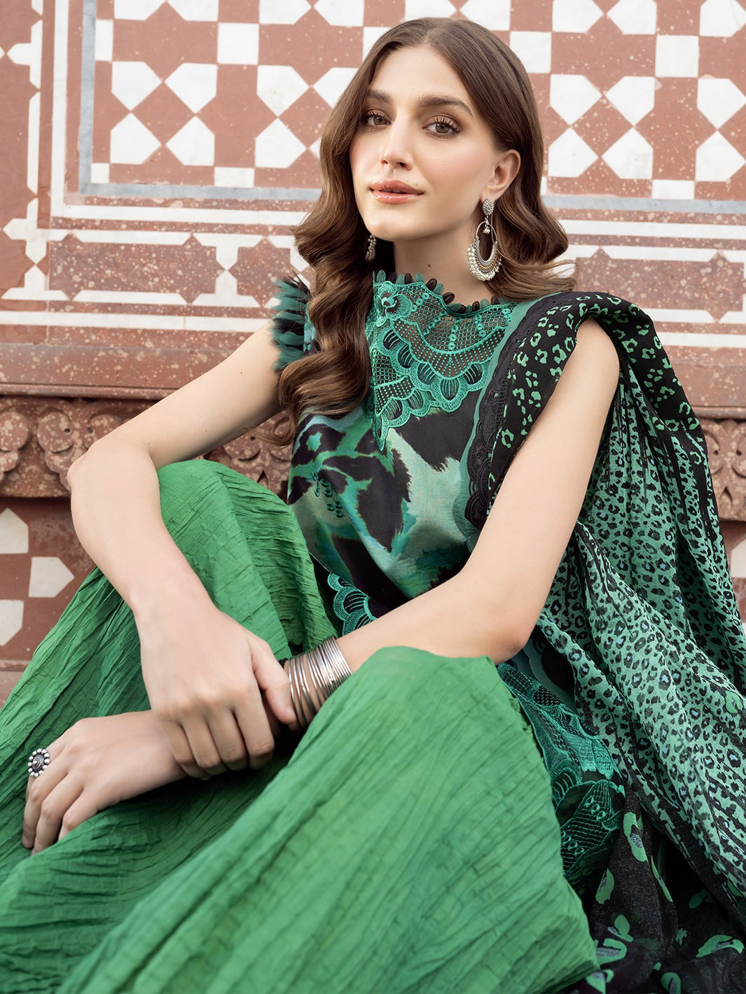 2086-A | NAQSH NAAZ Lawn`25 By BIN ILYAS
