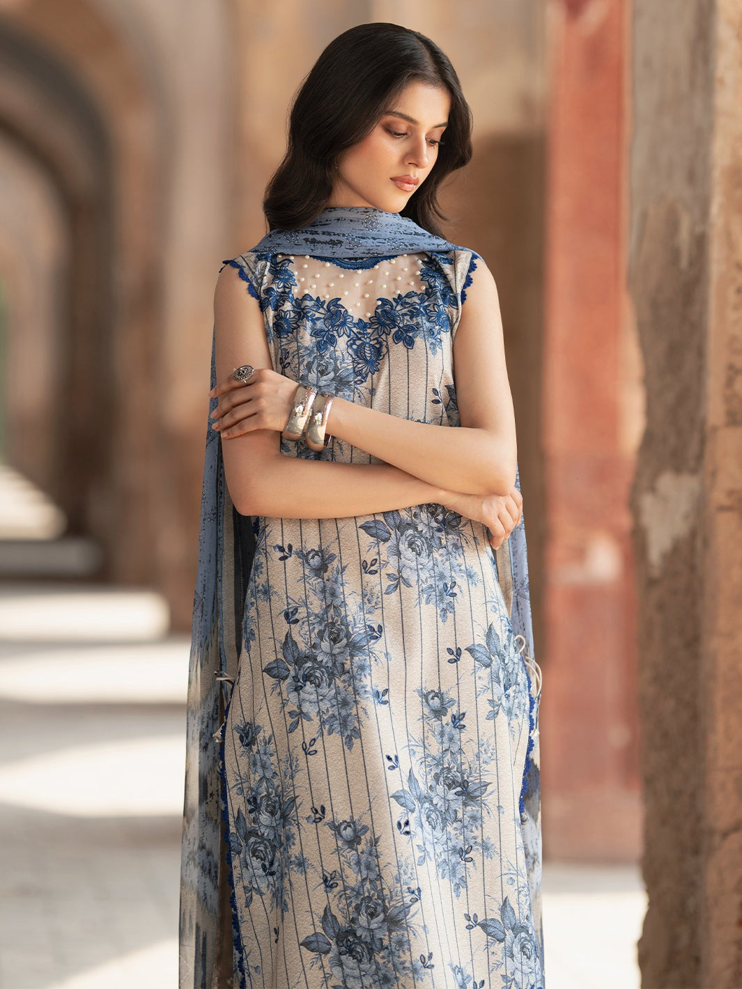 2087-A | NAQSH NAAZ Lawn`25 By BIN ILYAS
