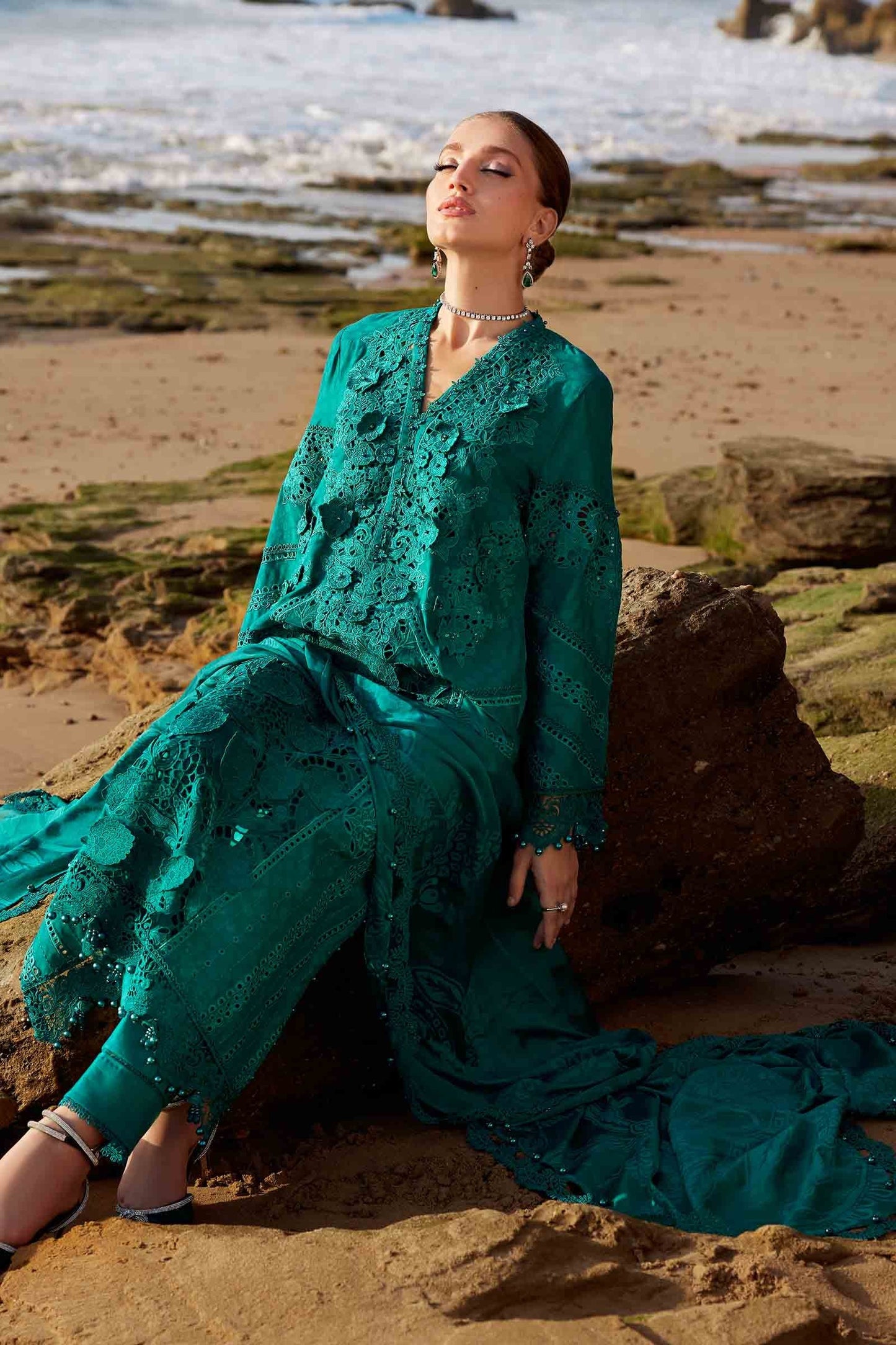 2505 | Maria.B Embroidered Eid Lawn`25