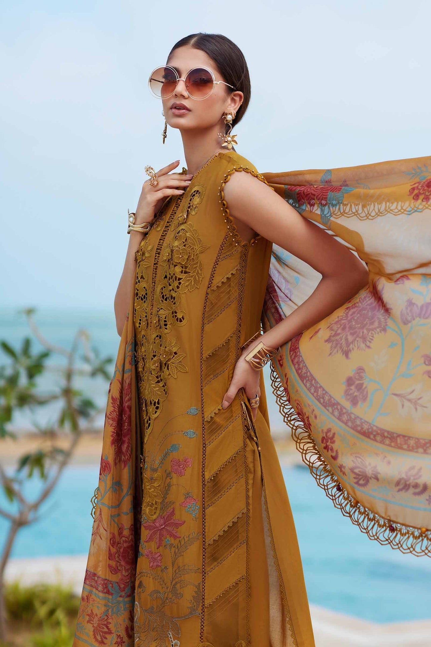 2506 | Maria.B Embroidered Eid Lawn`25