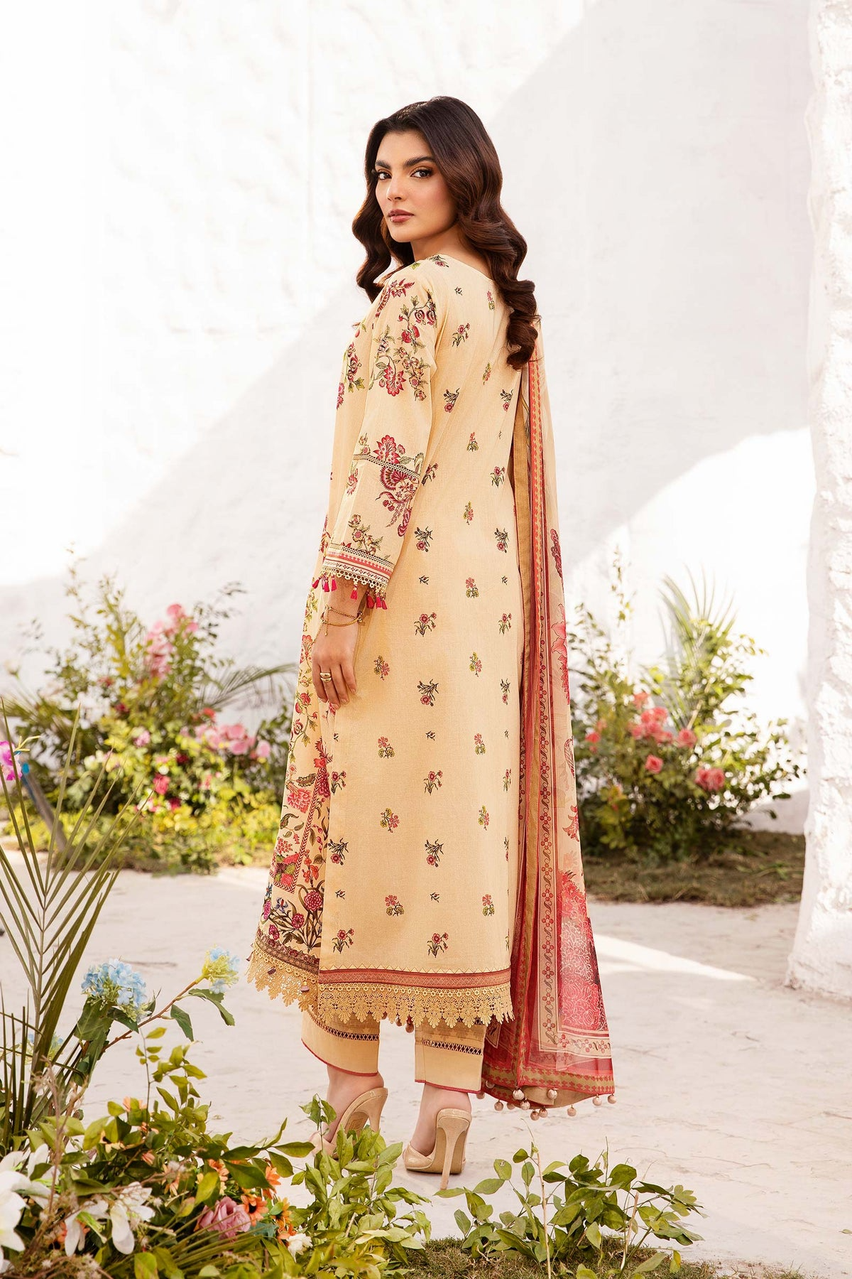 705-A | Printed Lawn By M.Basics