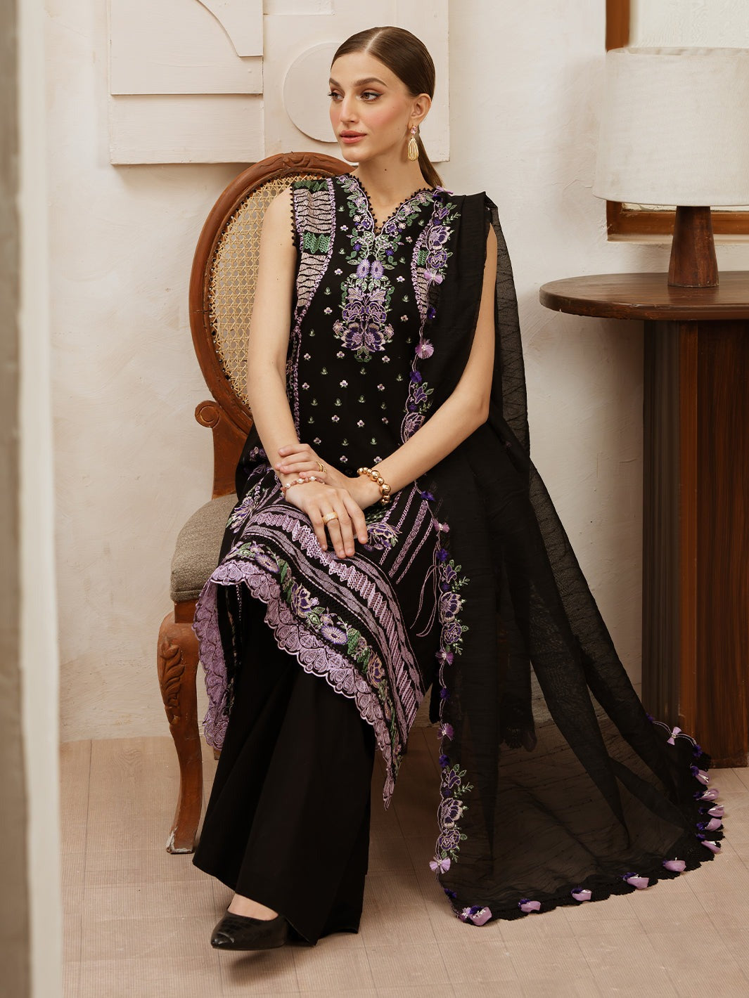 D5 - AALEEN | Florence By Mahnur - Lawn`25