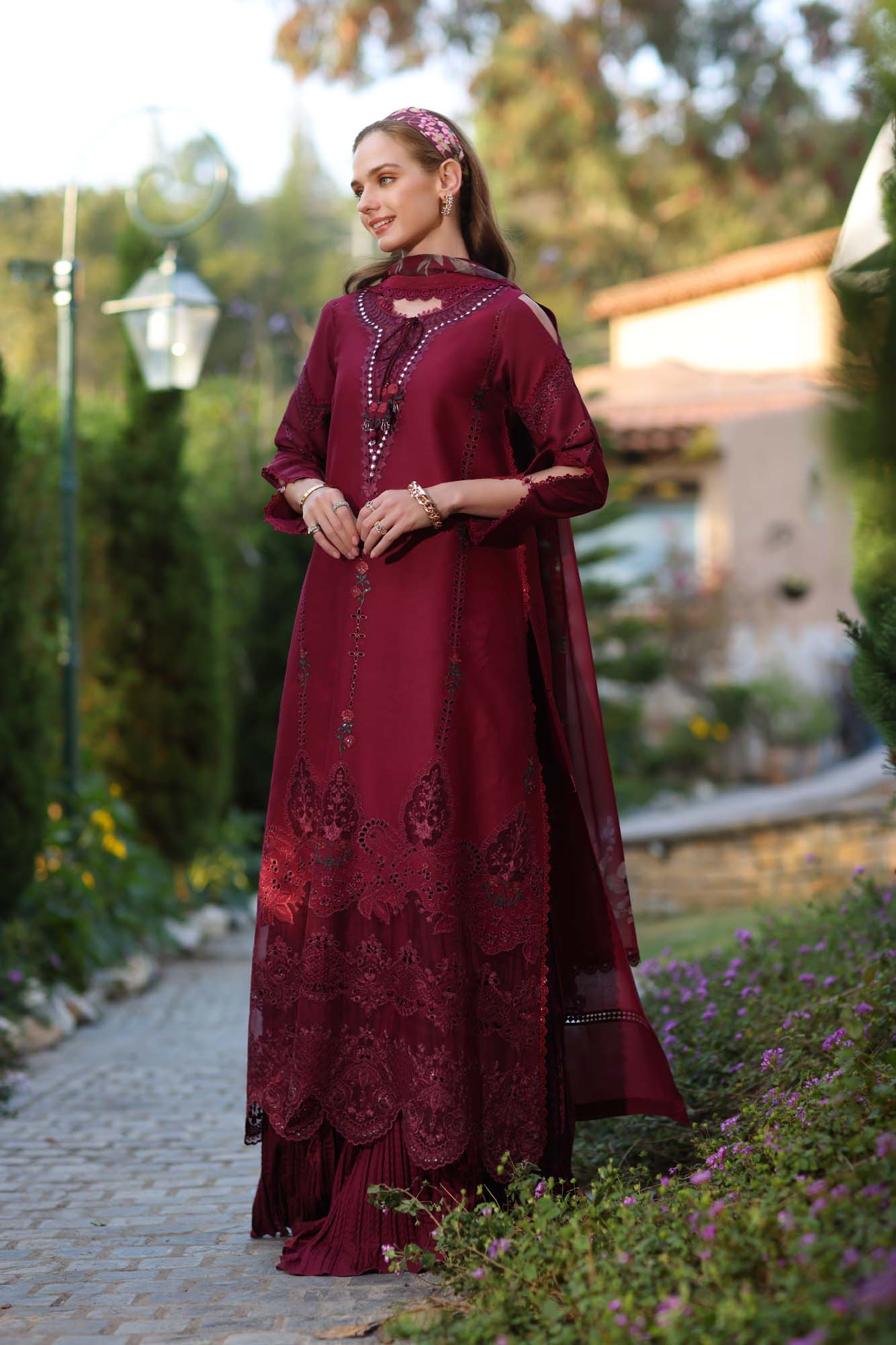 D6-A | Noor Luxe Chikenkari