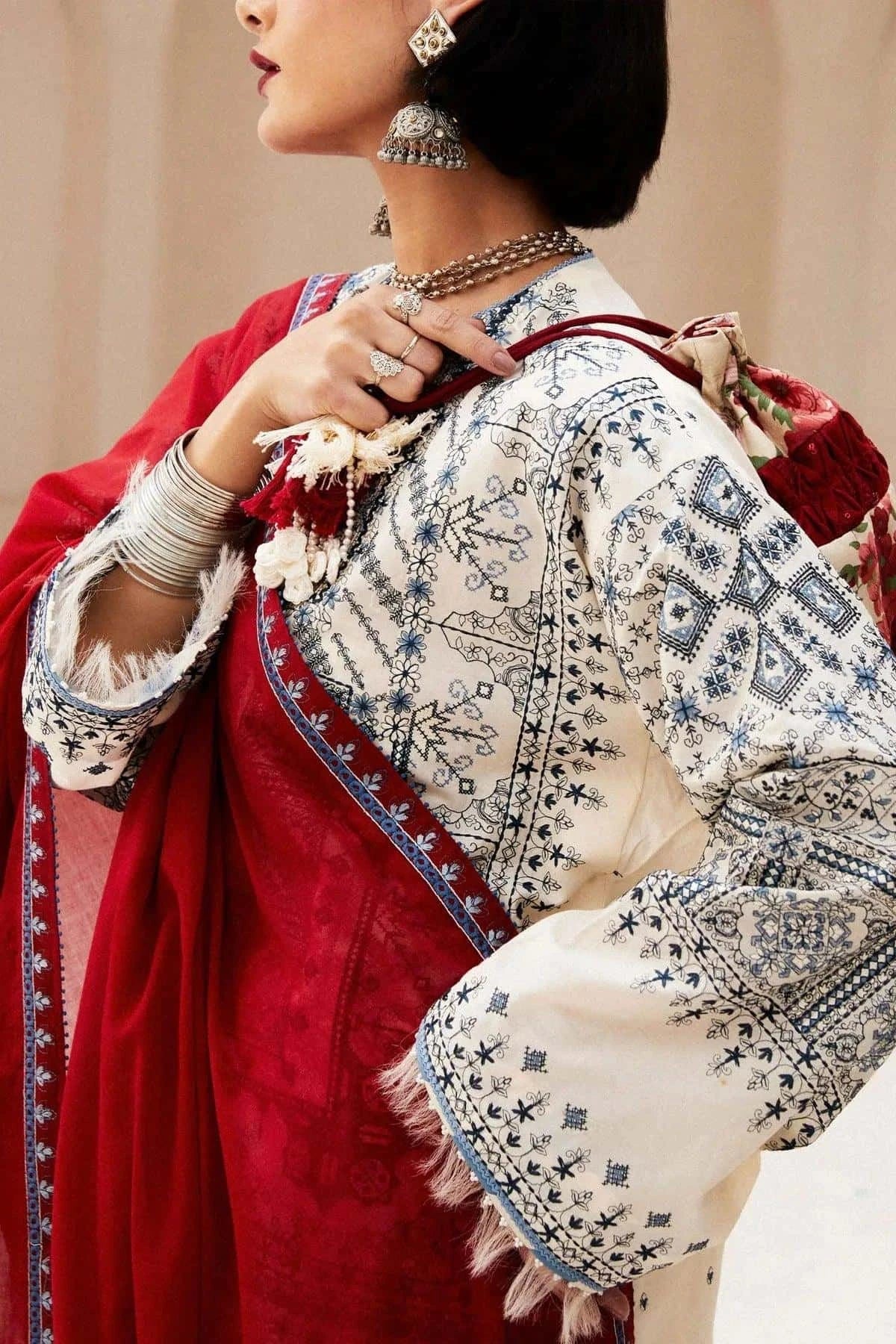 Zara ShahJahan Embroidered Unstitched Lawn 3Pcs DIYA-2A