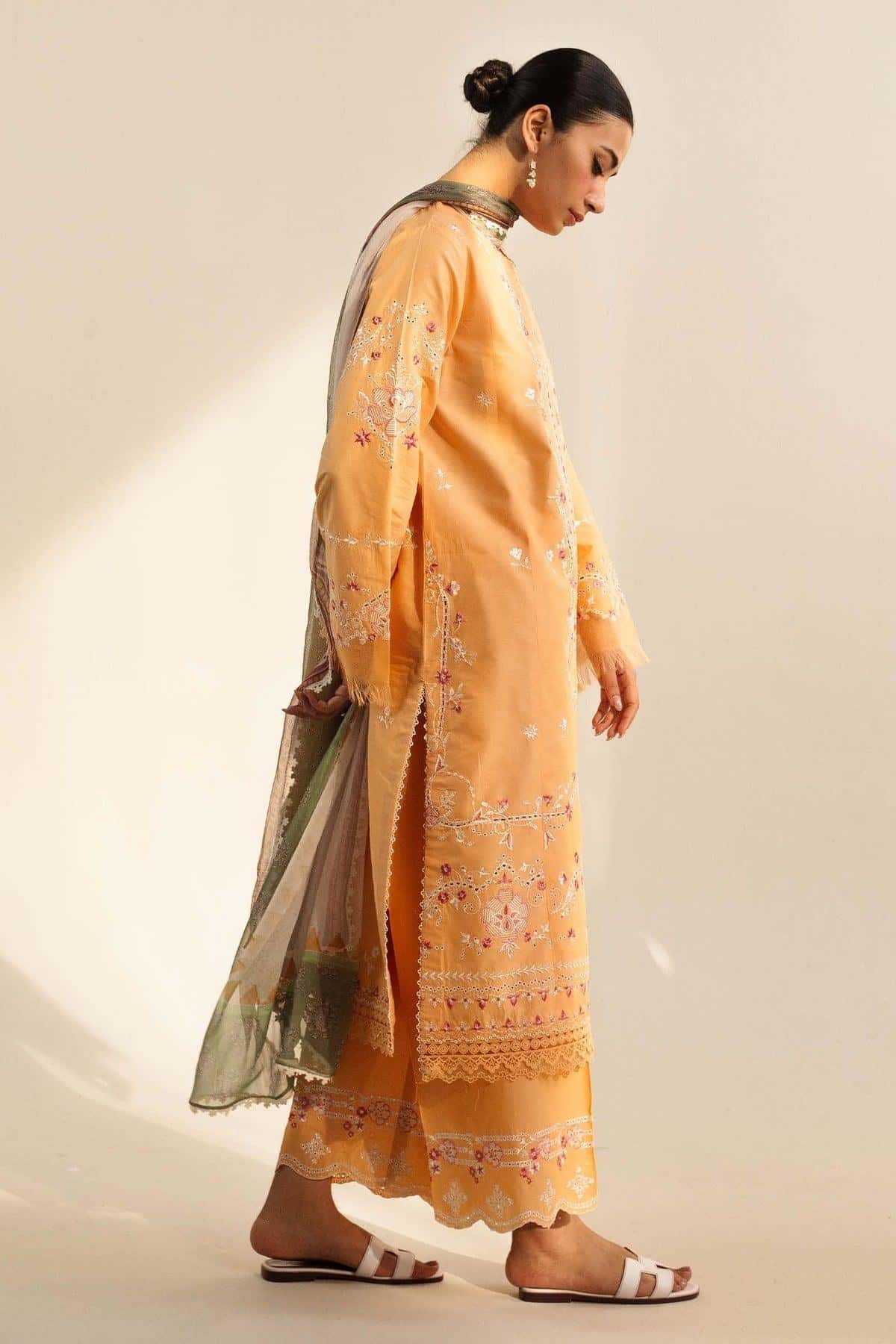 MIRA 8B - COC0 II By Zara ShahJahan