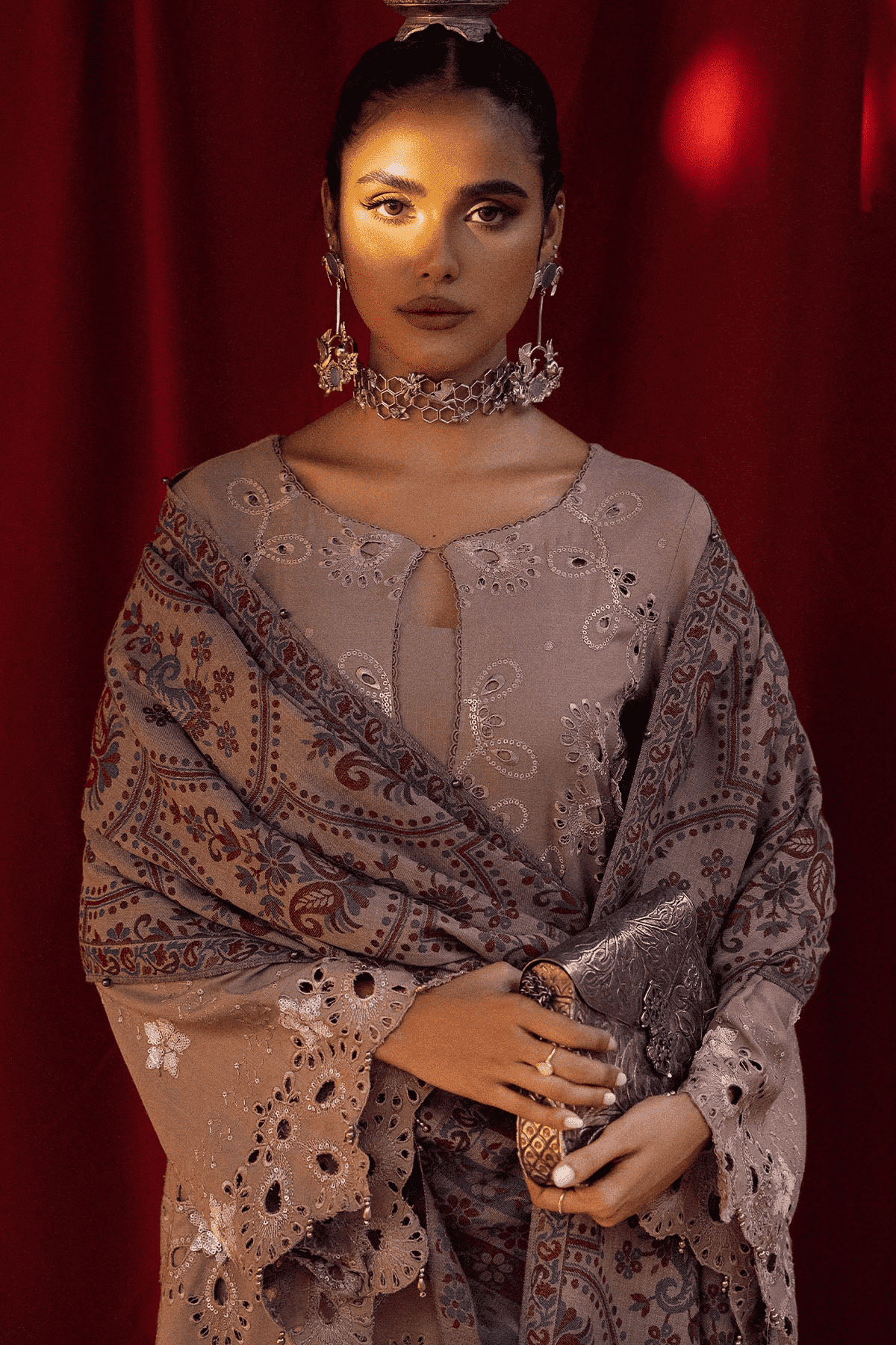 NE 62 - Nureh Exclusive Shawl (Winter)