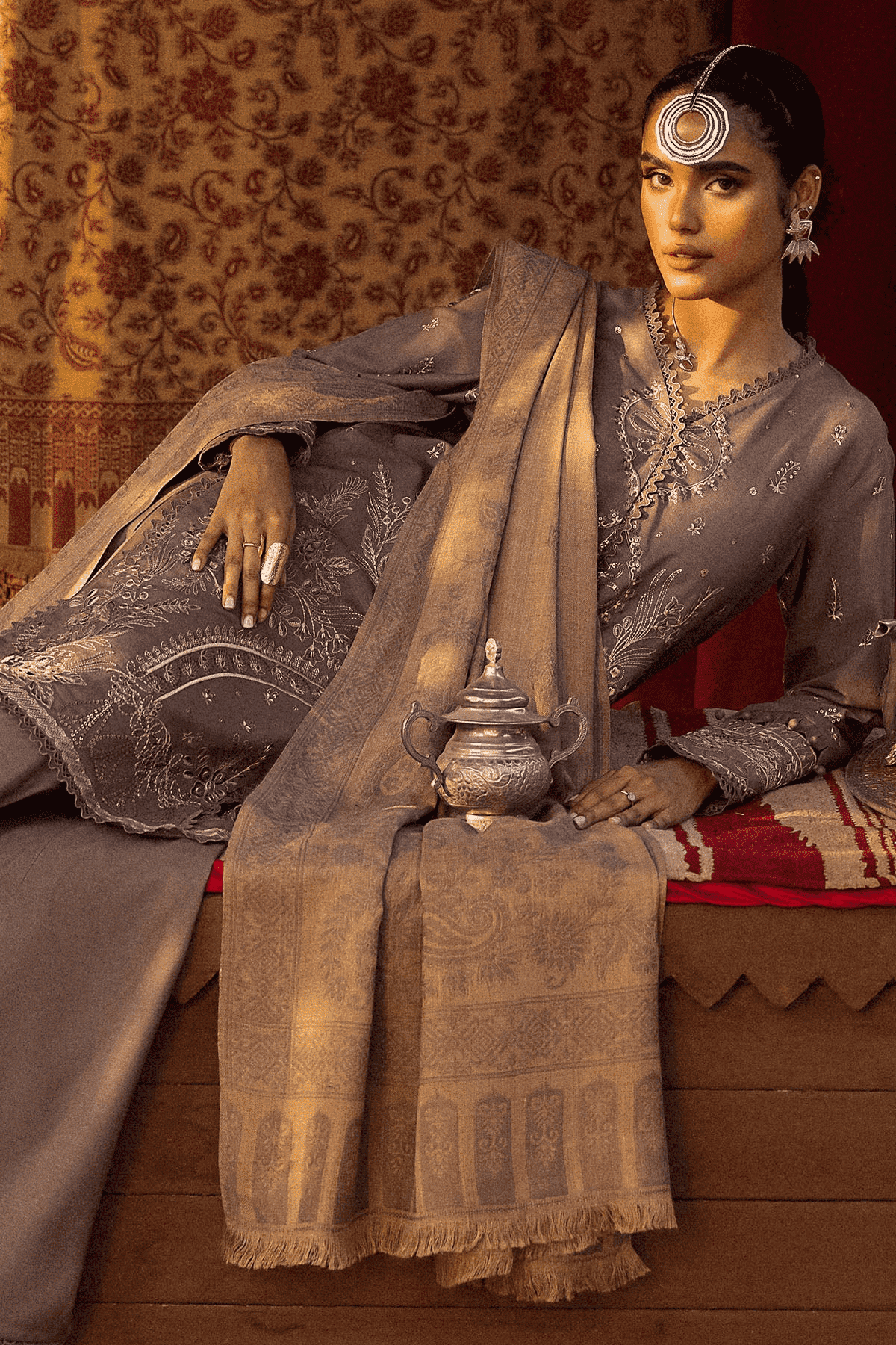 NE 63 - Nureh Exclusive Shawl (Winter)