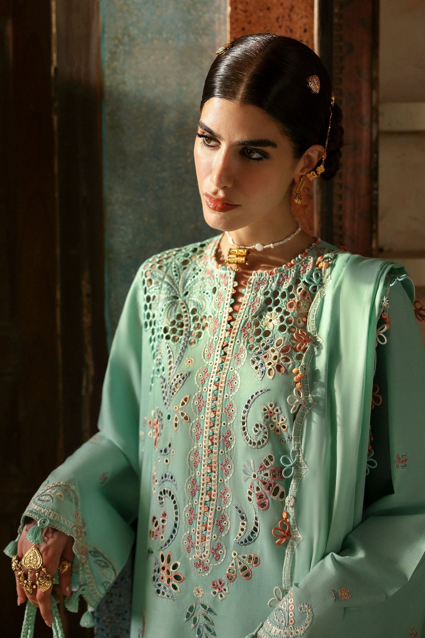 D5-SEHER | ZAHA Unstitched Festive Lawn`25
