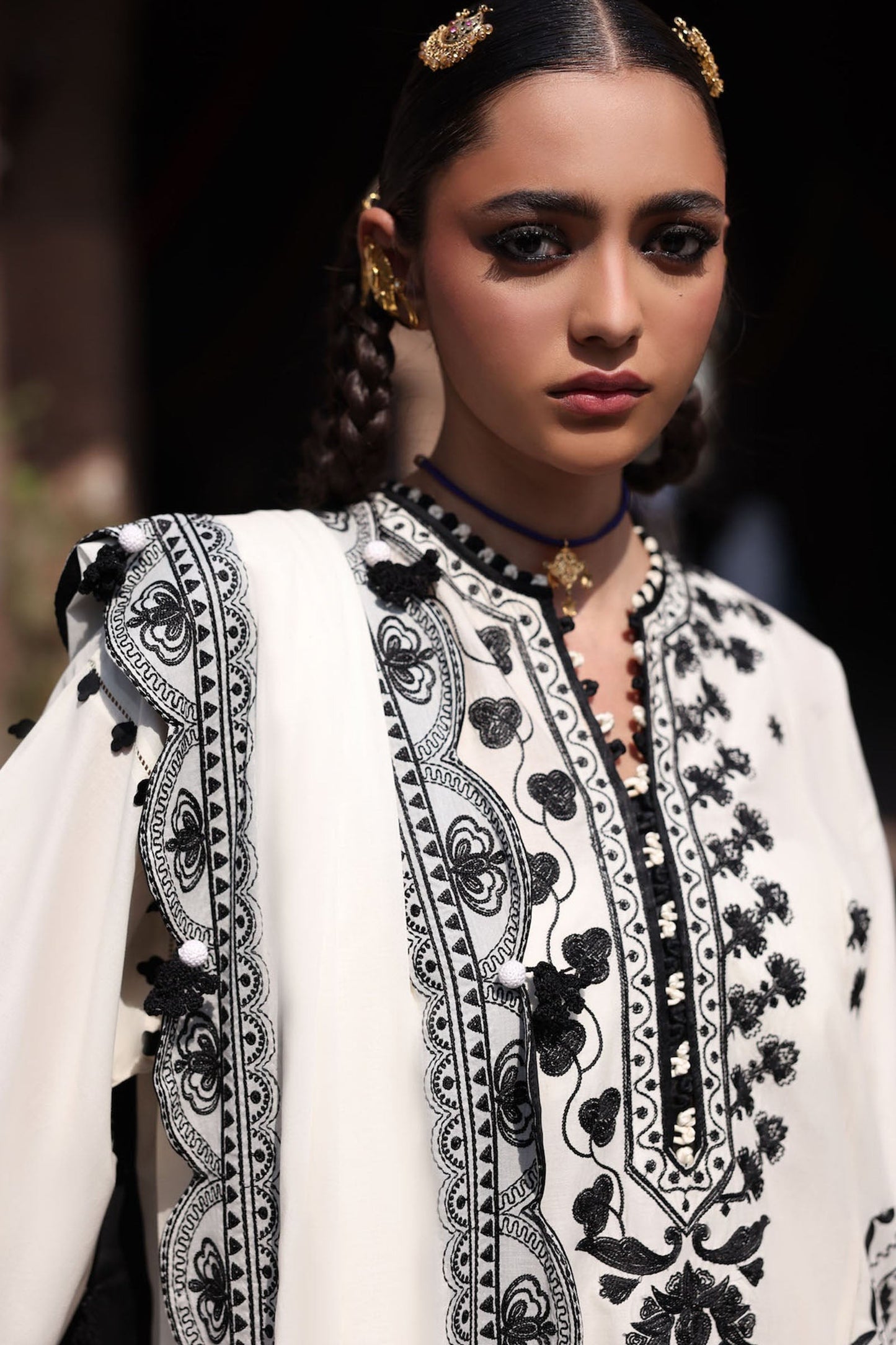 D8-ZARMINA | ZAHA Unstitched Festive Lawn`25