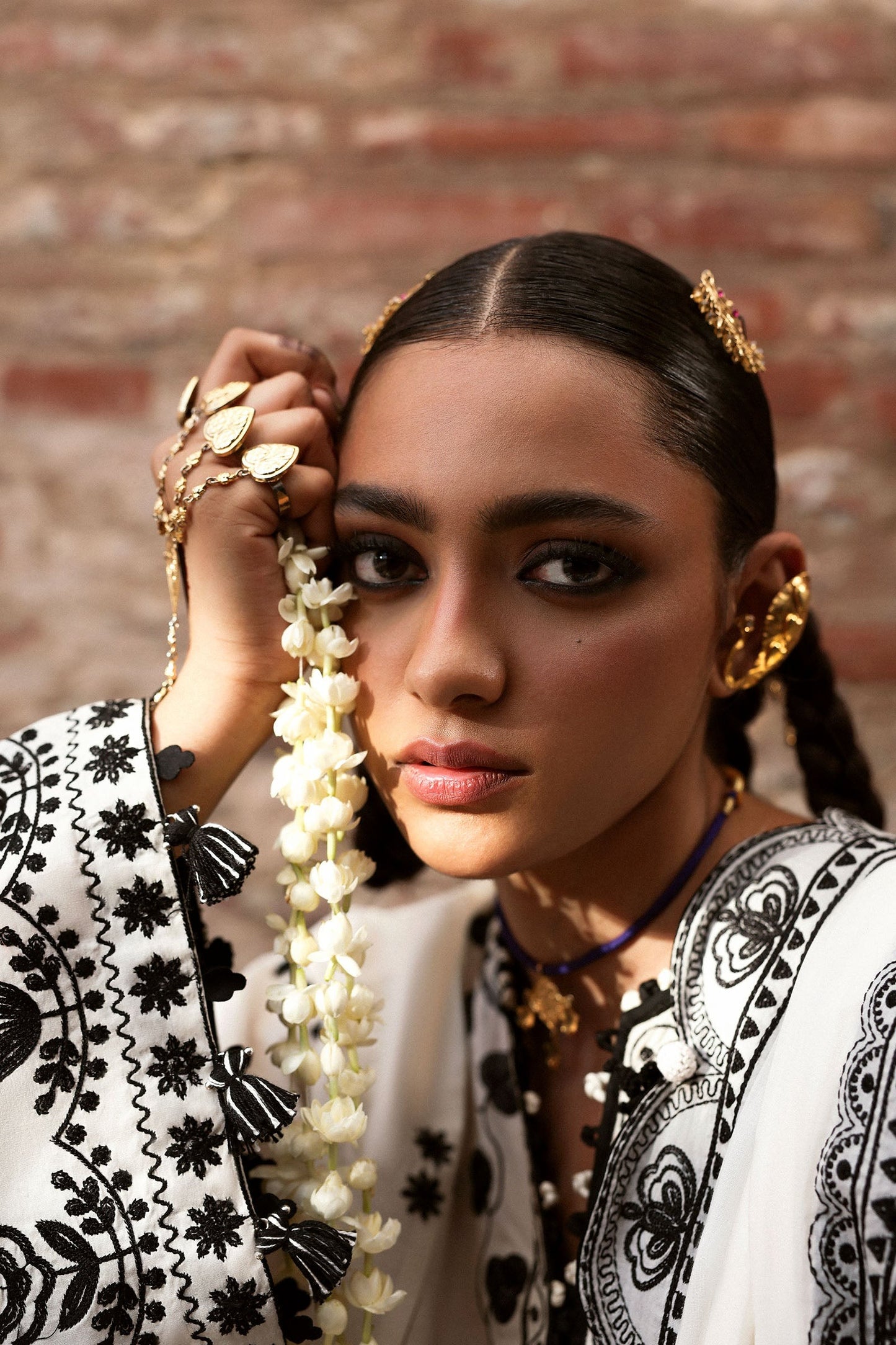 D8-ZARMINA | ZAHA Unstitched Festive Lawn`25