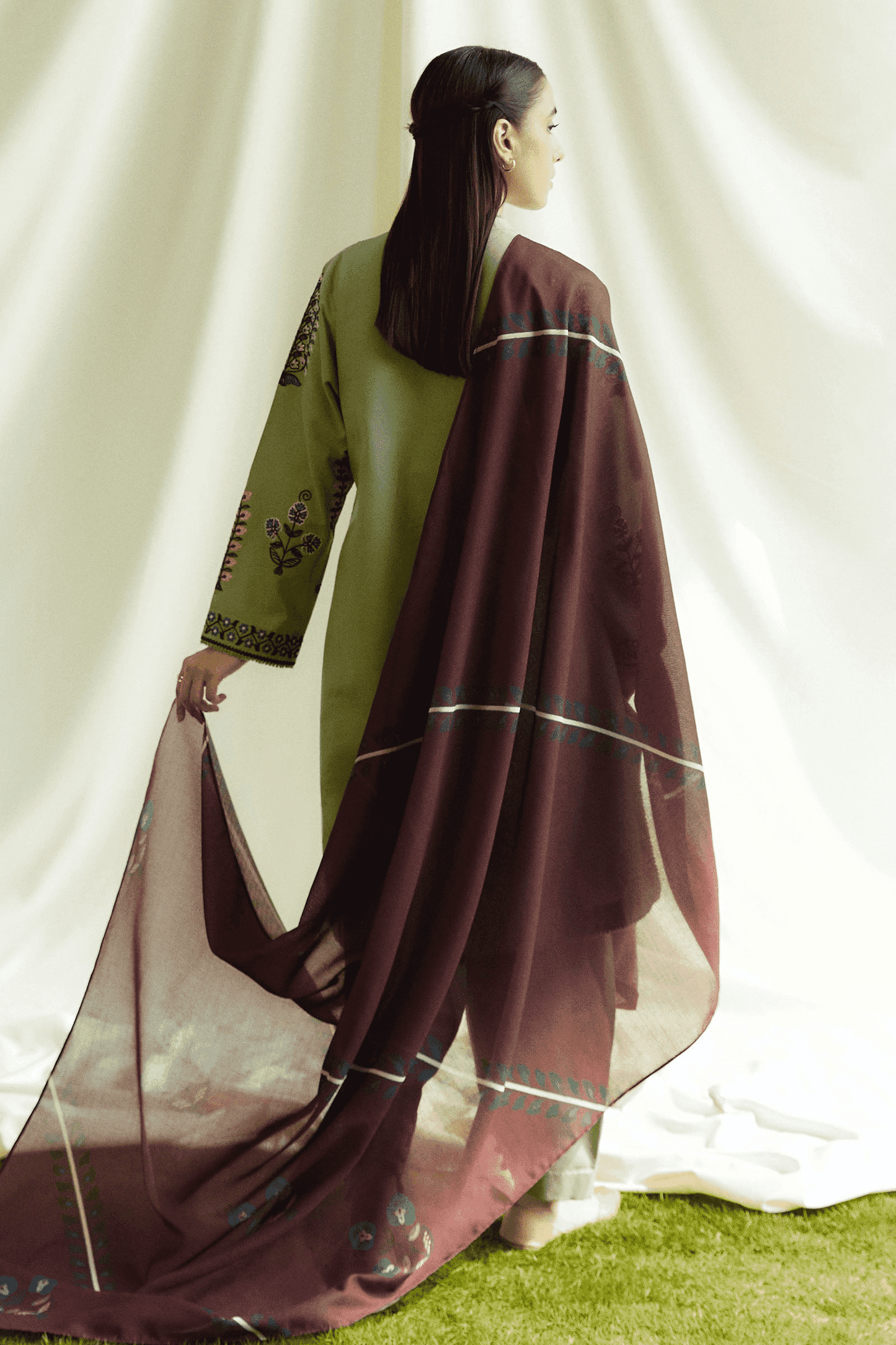 Pearl 3B - COCO by Zara ShahJahan (Winter)