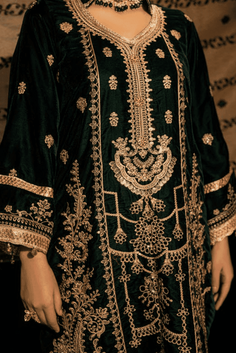 D3 - Meerat Luxury Velvet By Rakhna (Winter)