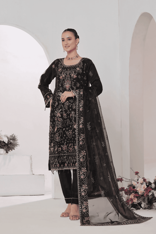 D4 - Aroohi Embroidered Organza By Dressline (Winter)