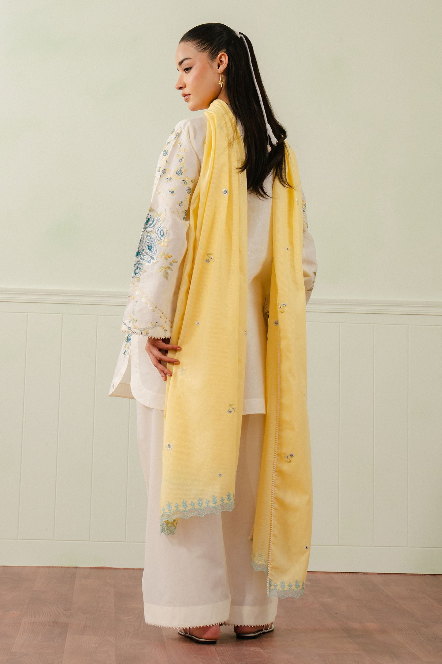 NORA 10B - Coco Lawn By Zara Shahjahan (Summer`25)