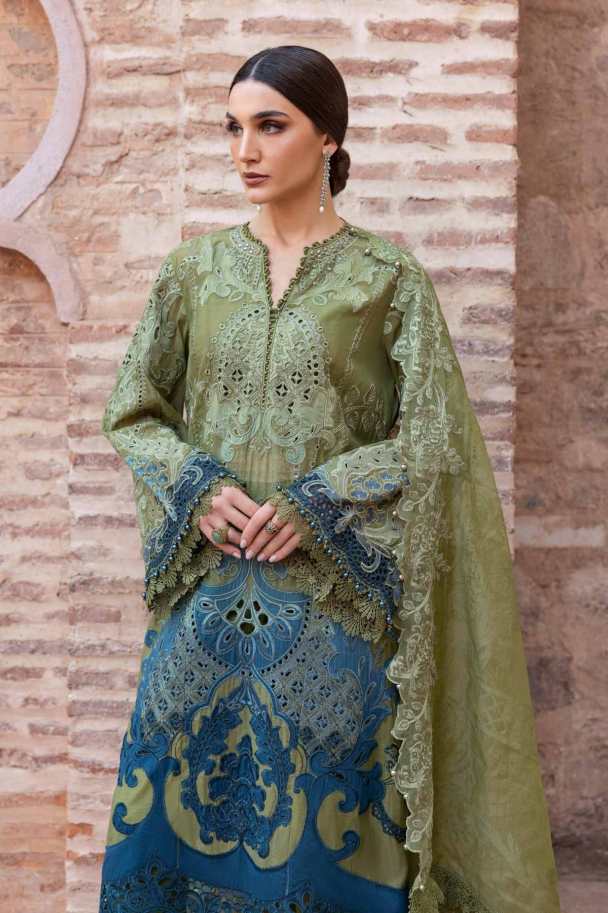 2501-A | Voyage a Luxe Embroidered Lawn By Maria.B