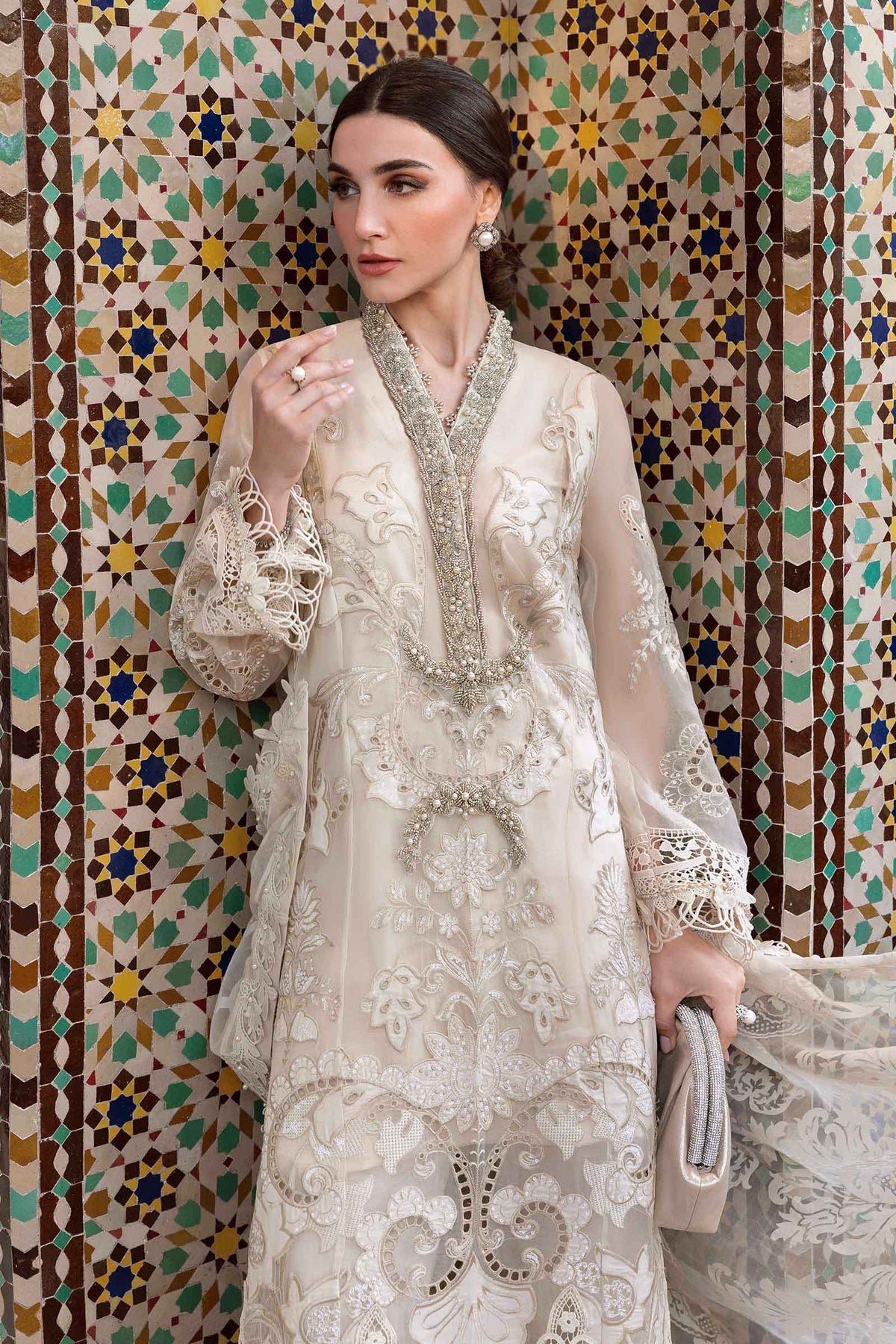 2506-A | Voyage a Luxe Embroidered Lawn By Maria.B