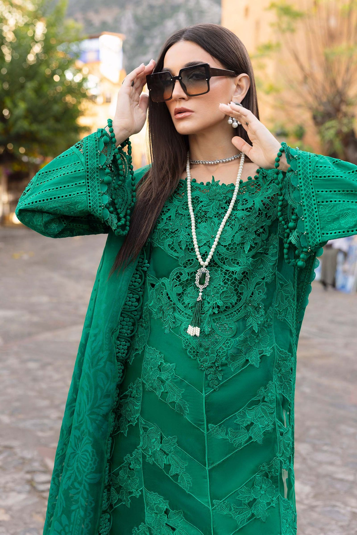 2508-B | Voyage a Luxe Embroidered Lawn By Maria.B