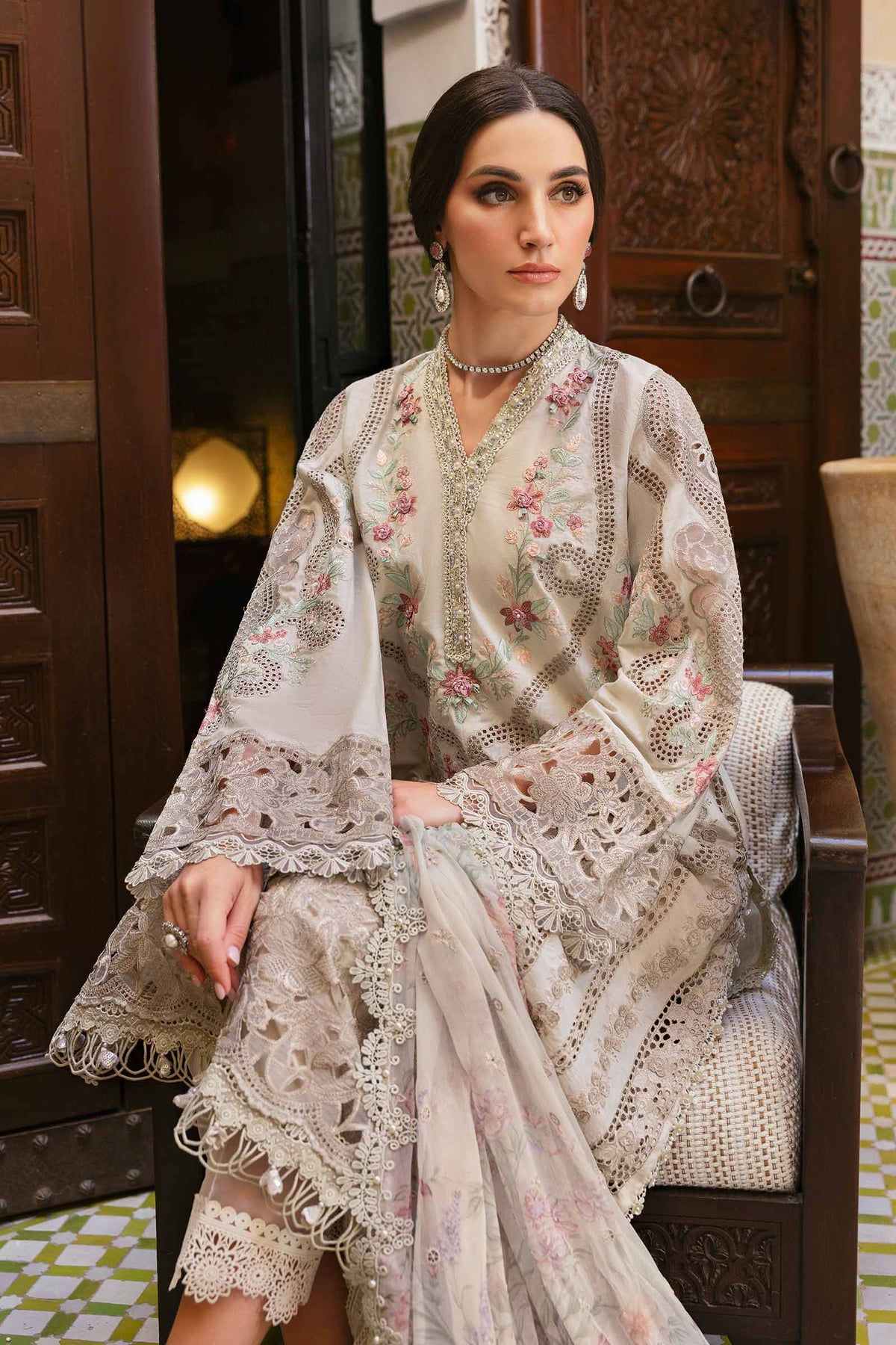 2514-B | Voyage a Luxe Embroidered Lawn By Maria.B