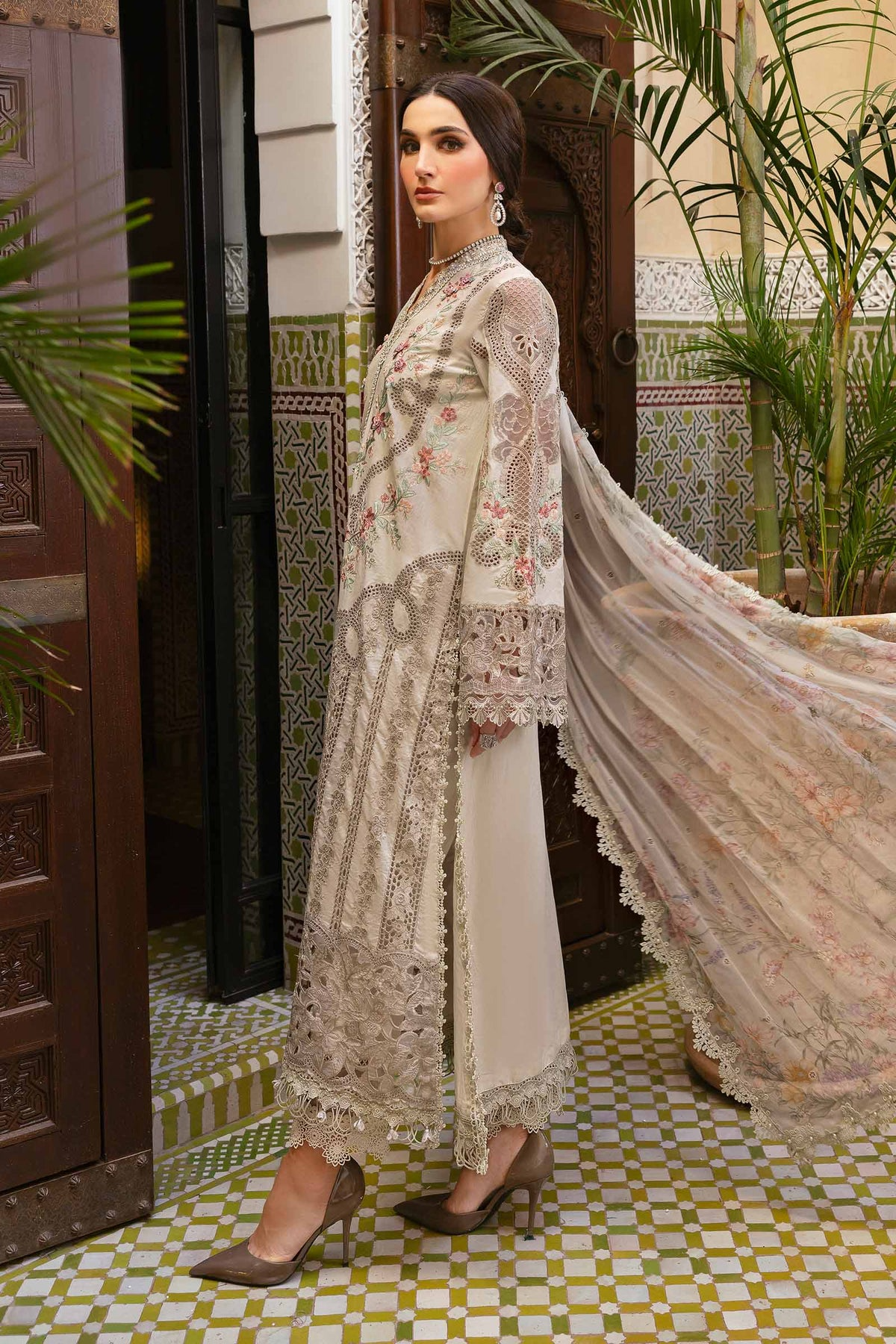 2514-B | Voyage a Luxe Embroidered Lawn By Maria.B