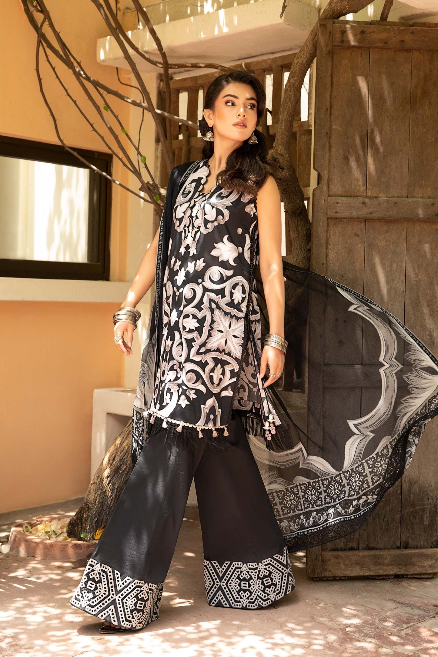 904-B | Unstitched Edit-II Lawn`25 By M.Basics