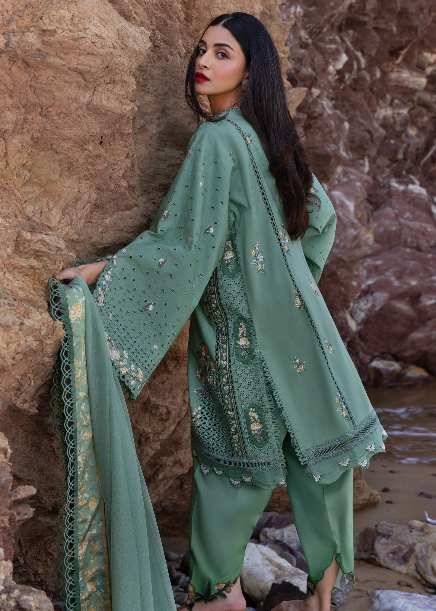 Parsi Threads - D5 A | Flow By Crimson`25