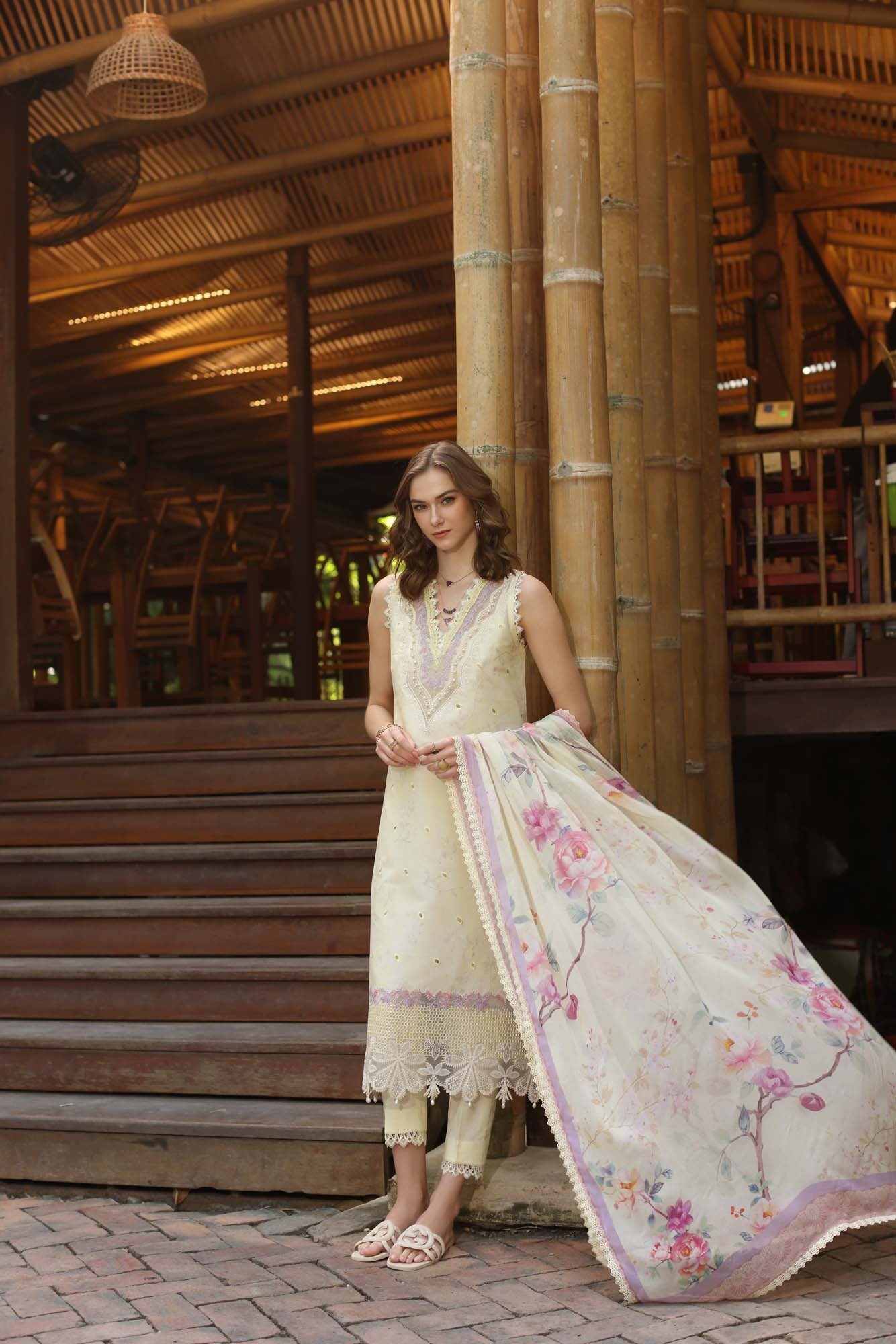 D9-A | Noor Luxe Eid Printedkaari