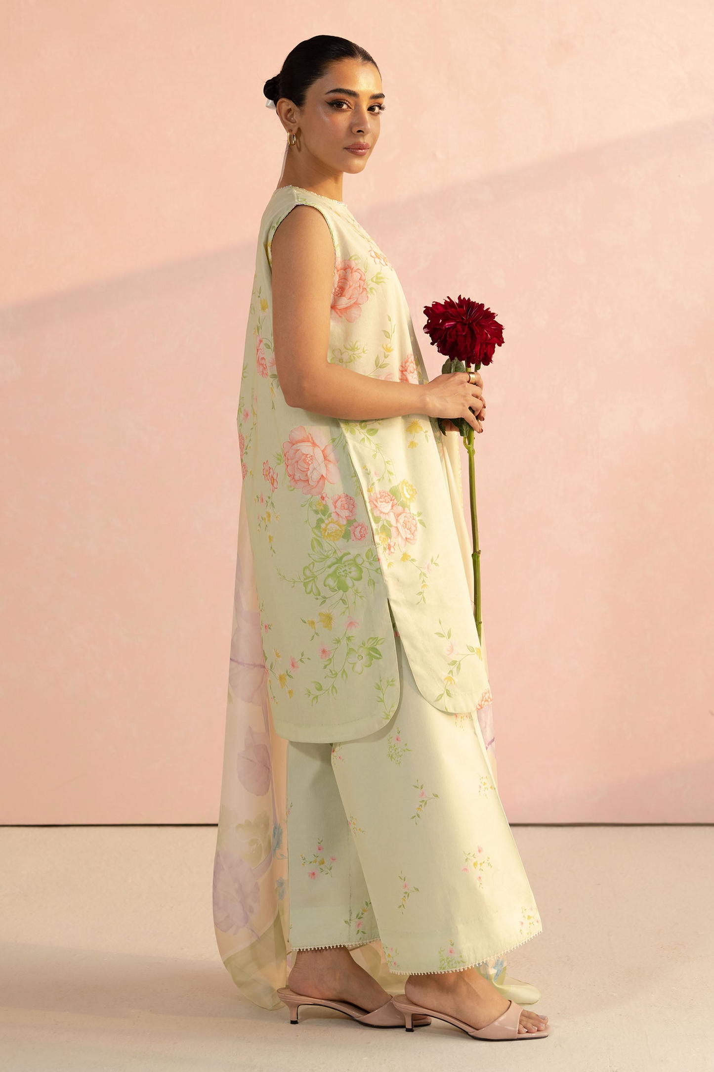 Mia 5A - Coco By Zara Shahjahan (Prints)