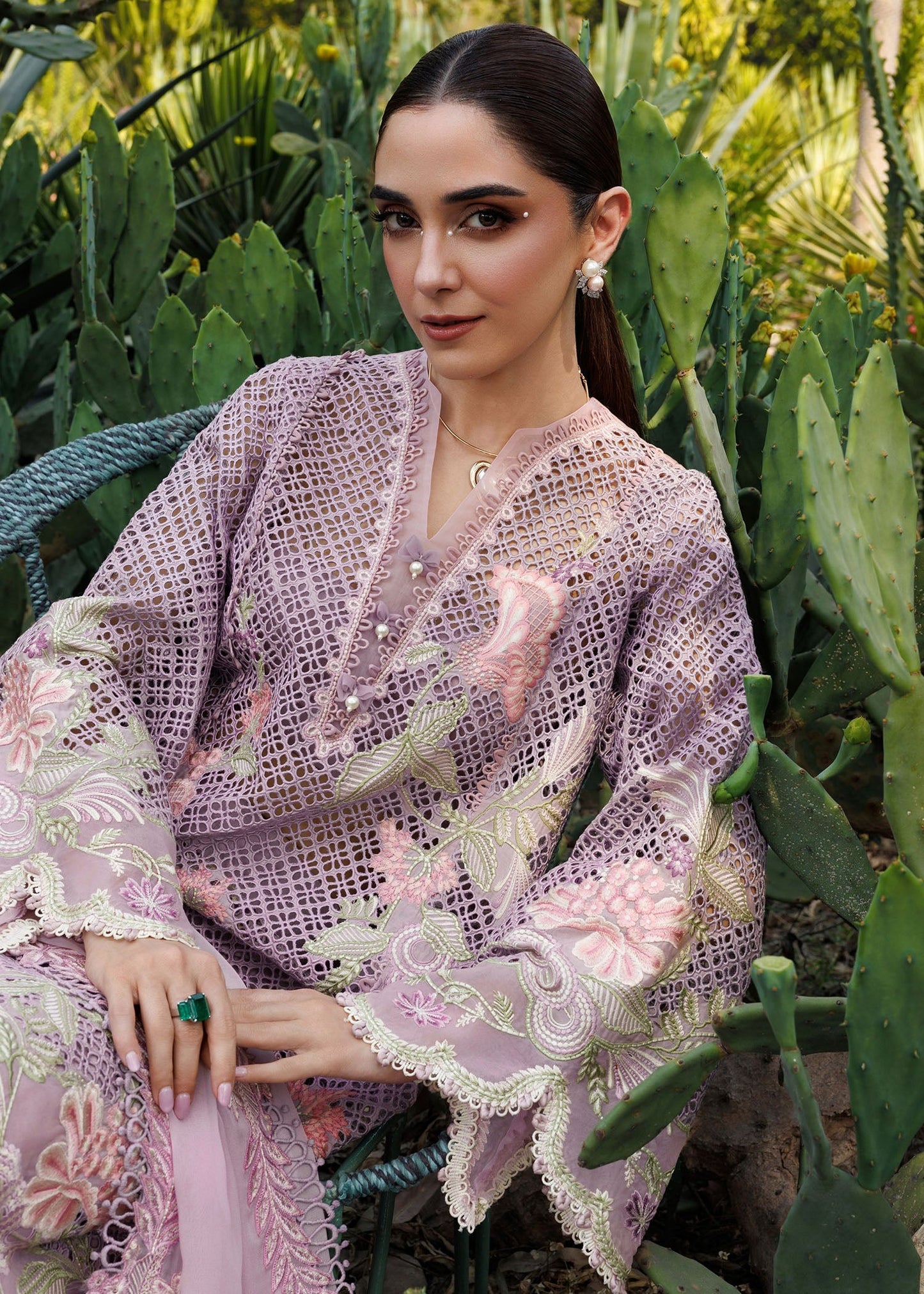 D6B-ONE TRUE LOVE | TASAWAR  By Crimson Lawn`25
