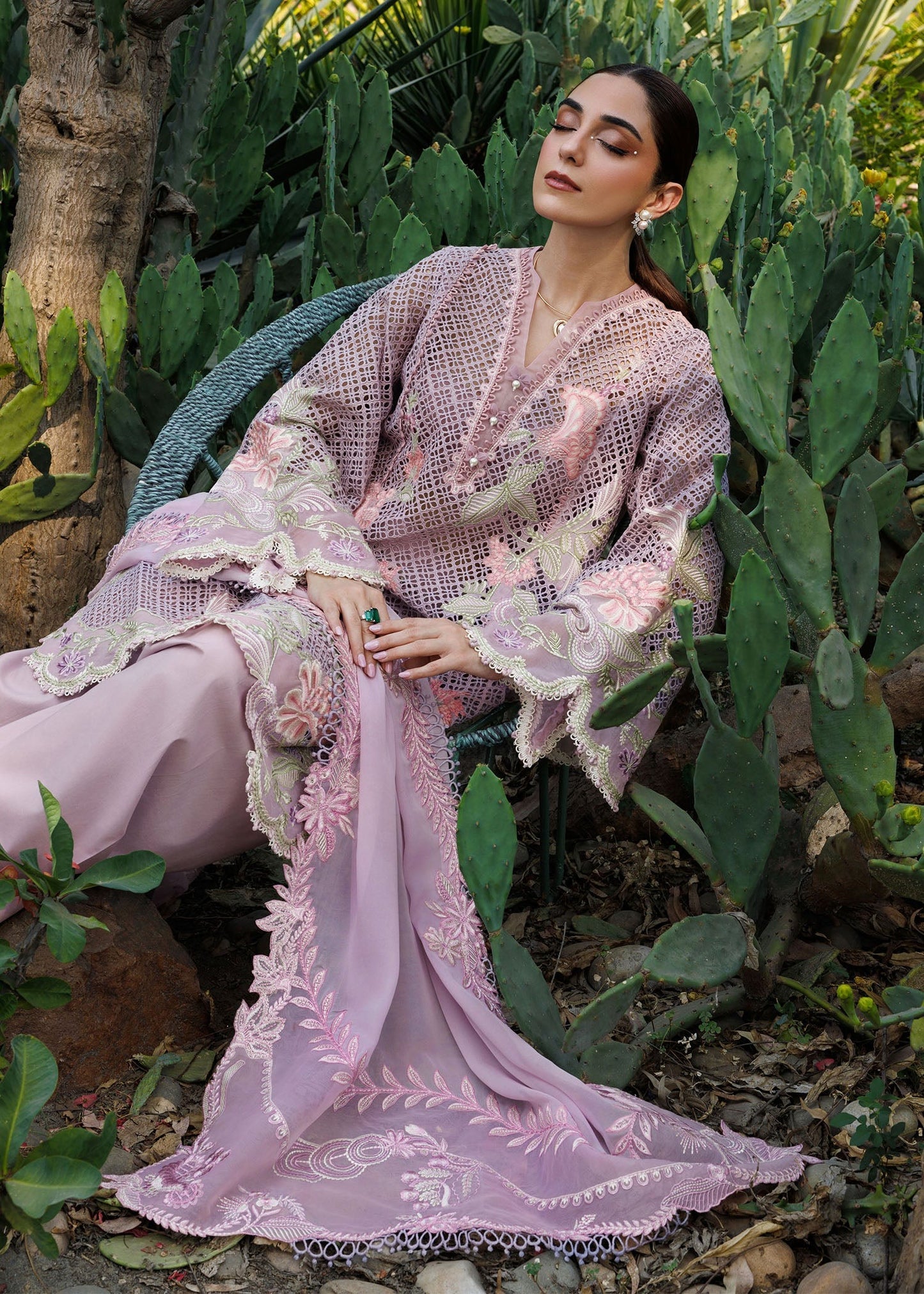 D6B-ONE TRUE LOVE | TASAWAR  By Crimson Lawn`25