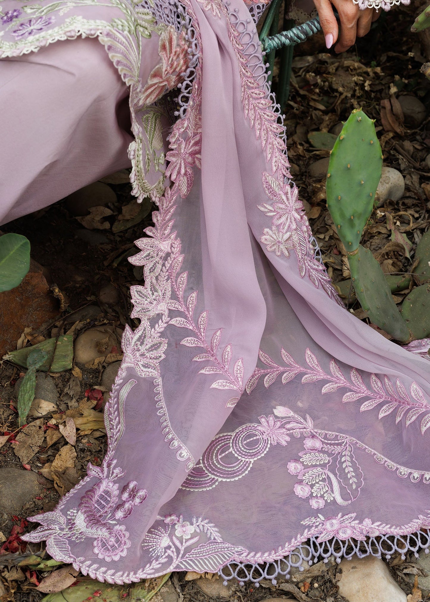 D6B-ONE TRUE LOVE | TASAWAR  By Crimson Lawn`25
