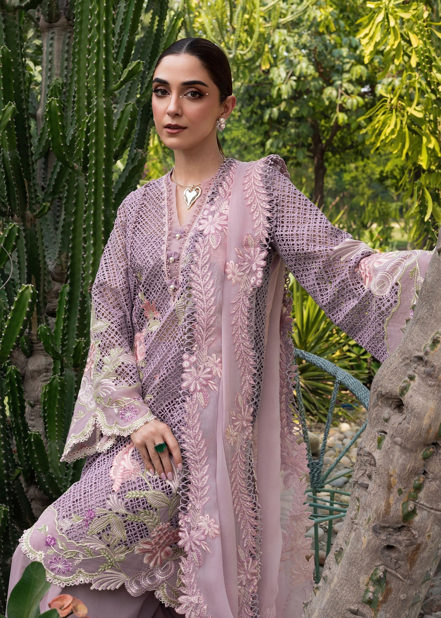 D6B-ONE TRUE LOVE | TASAWAR  By Crimson Lawn`25