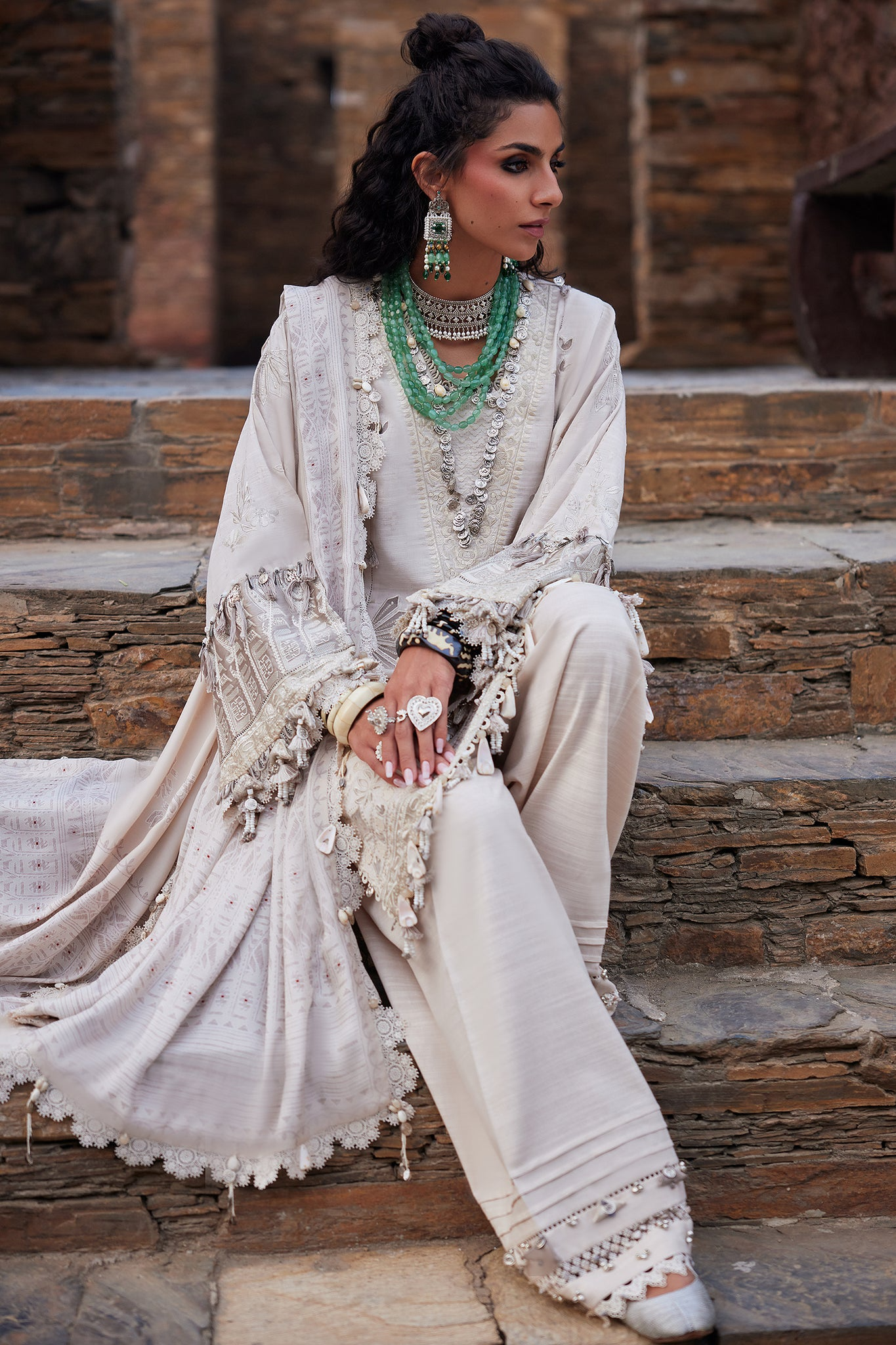 (EW24 05) - THALINA By ELAN Winter`24