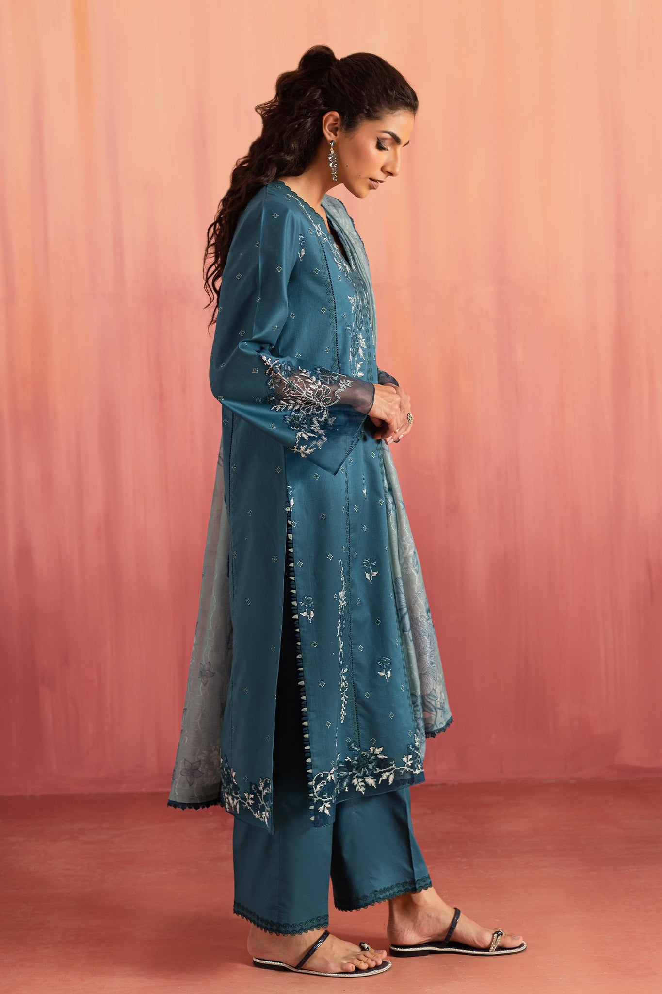 D09-TINA | NAYAB By SERAN Eid Edit`25