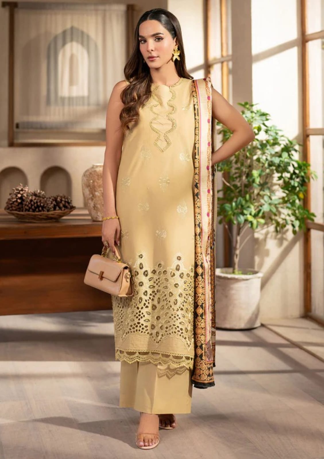Unstitched | 3 Piece | Embroidered | Lawn Suit