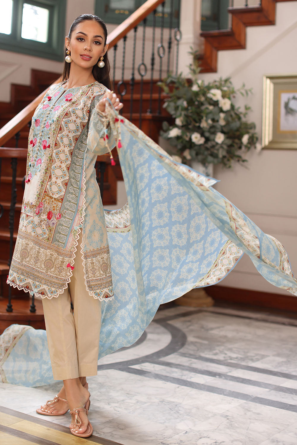 Unstitched | 3 Piece | Embroidered| Lawn Suit