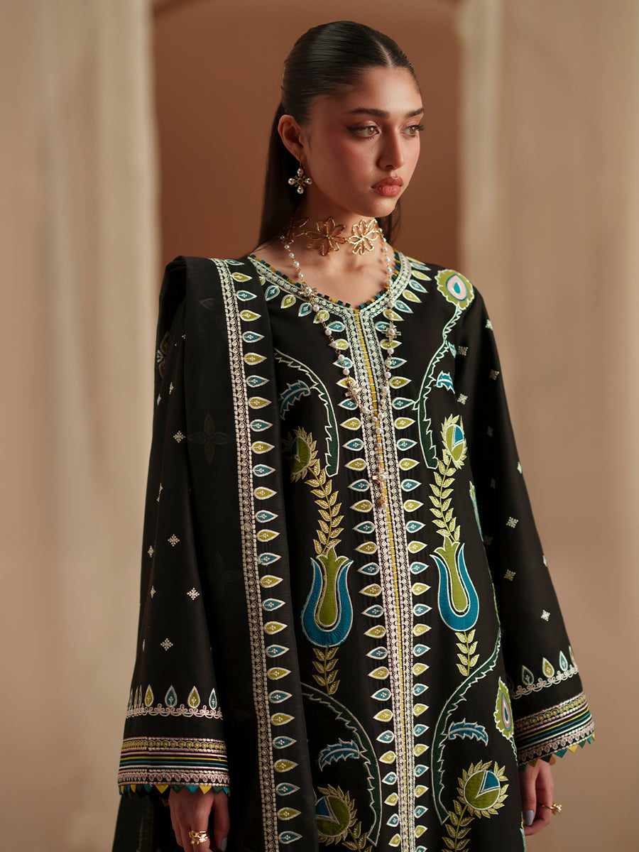3-Piece  |  Unstinted Embroidered  |  Summer Collection