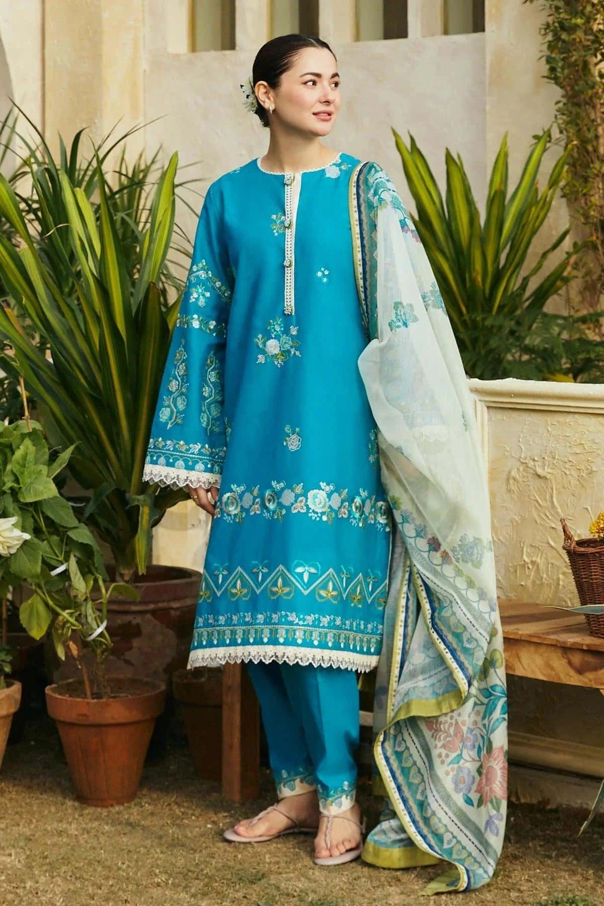 Coco by Zara Shahjahan Embroidered Lawn Unstitched 3Pc 08B ZOYA